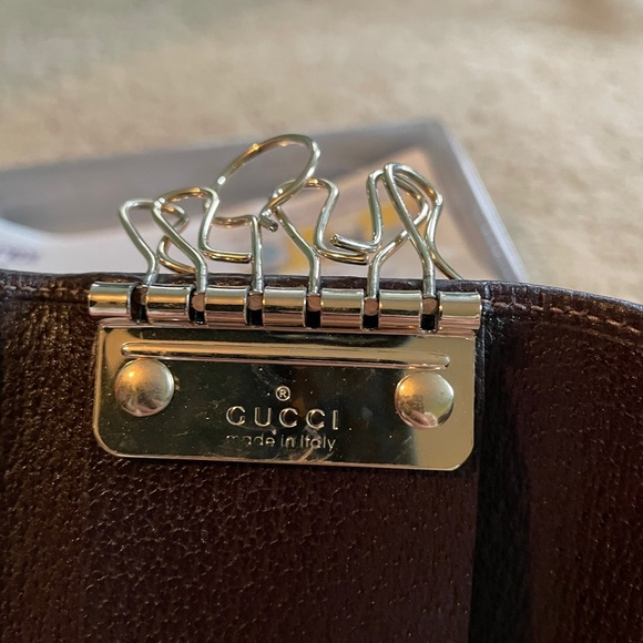 Gucci key chain - Picture 2 of 5